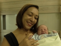 Lauana Costa Nogueira e filha